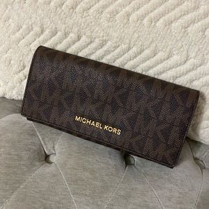 Michael Kors wallet